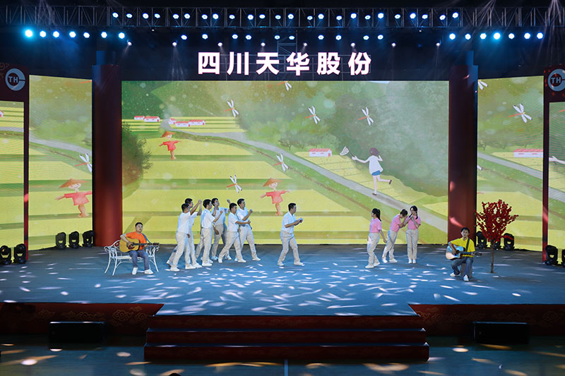 04 情景歌曲：小芳.jpg