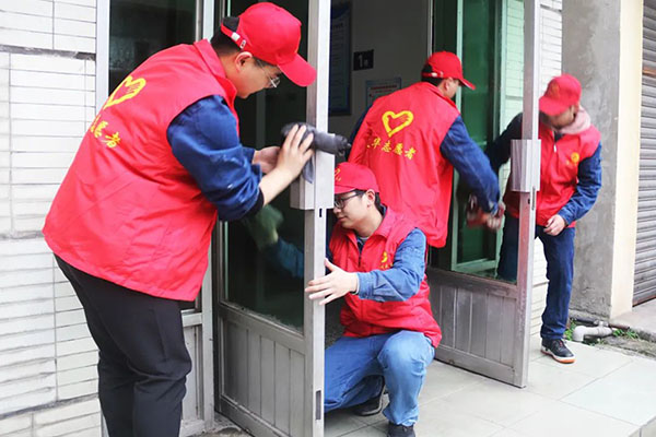 龙8唯一官网公司团委荣获“泸州市五四红旗团委”称号